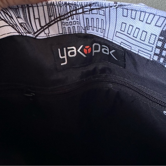 Yak Pak City Scape Shoulder bag - Rare - Picture 4 of 4